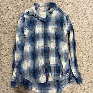 American Eagle Blue Plaid Button-Up Shirt